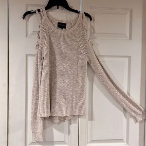 Absolutely Creative Worldwide Cold Lace Up Shoulder Sweater 🌺